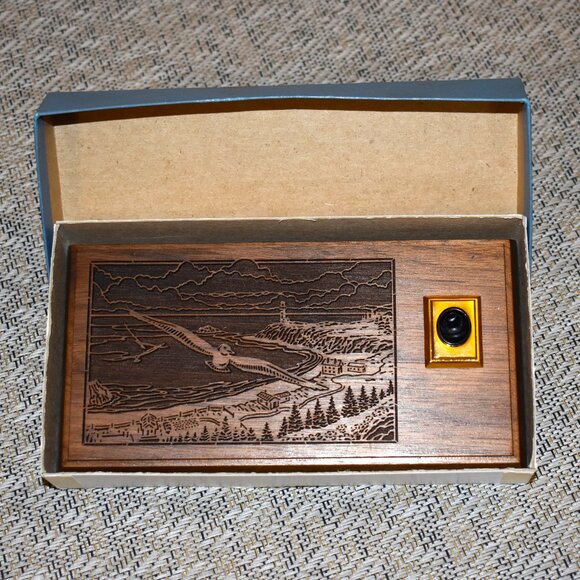 Vintage Lasercraft Coastline Laser Engraved Pen Holder 012-004 *No Pen Included* - Picture 1 of 6